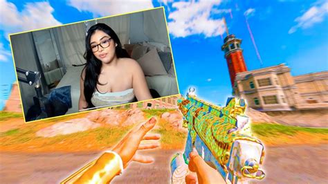 Watch LATINA GYATT .